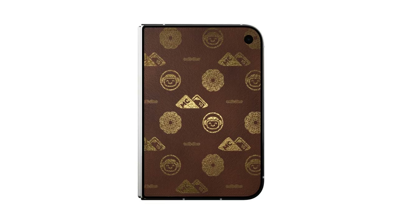 Designing a banking app you can hold: the MoneyCoach wallet for iPhone Duo